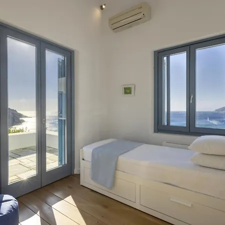 Villa Seaside Luxury Stenies
